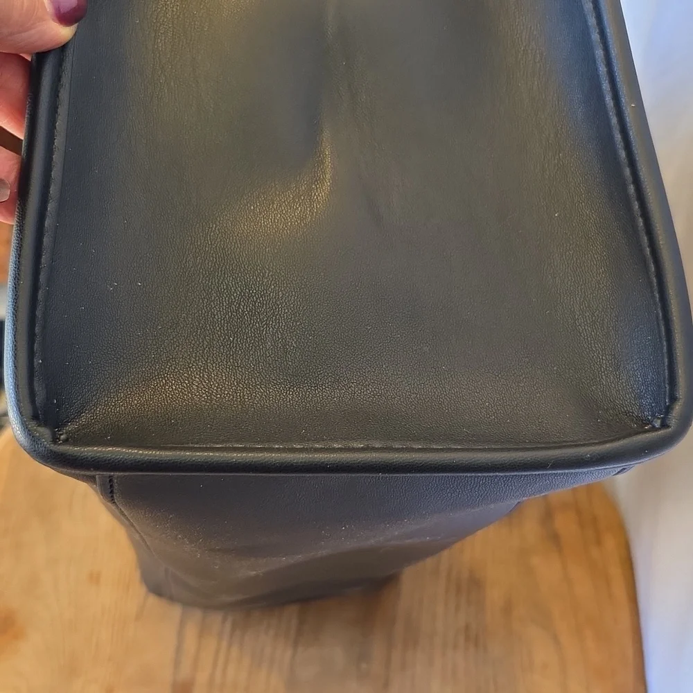 DKNY TINSLEY LOGO EMBOSSED SATCHEL BAG